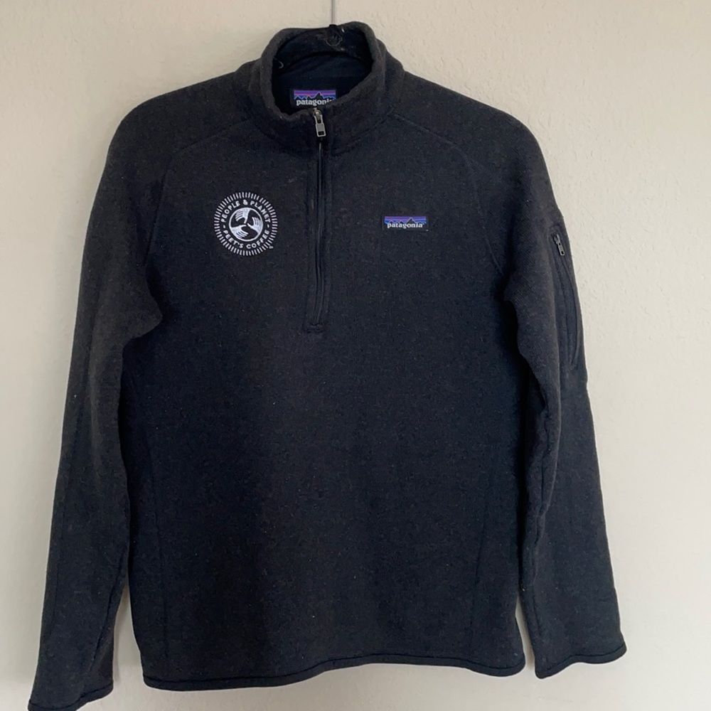 Patagonia better sweater 1/4 zip company logo black large warm weather